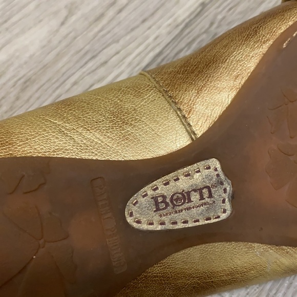 🍁2/$25 🍁 BORN Flats - Picture 7 of 9